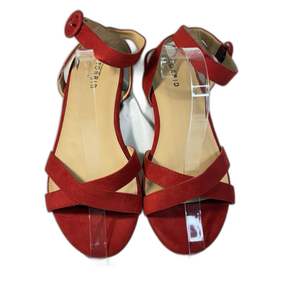 Torrid Womens Sz 10 WIDE Red Cross Toe Mini Block Heel Ankle Wrap Suede - Picture 3 of 9